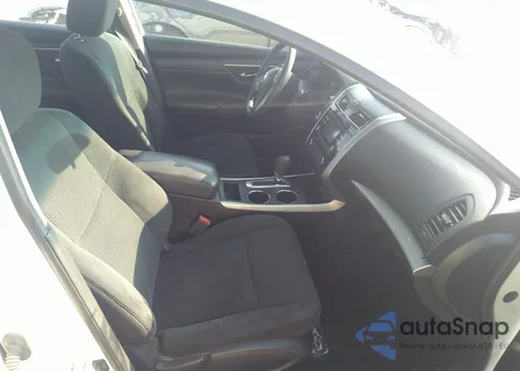 2015 Nissan Altima 2.5 S из США, поврежденный, VIN 1N4AL3AP4FC411911